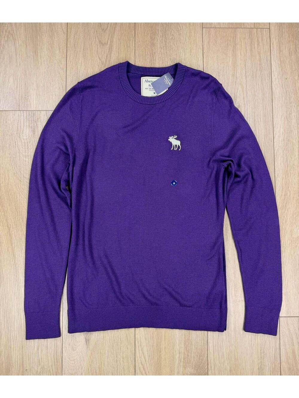 Abercrombie & Fitch Purple Moose Logo Crew Sweater Men’s M NWT Preppy